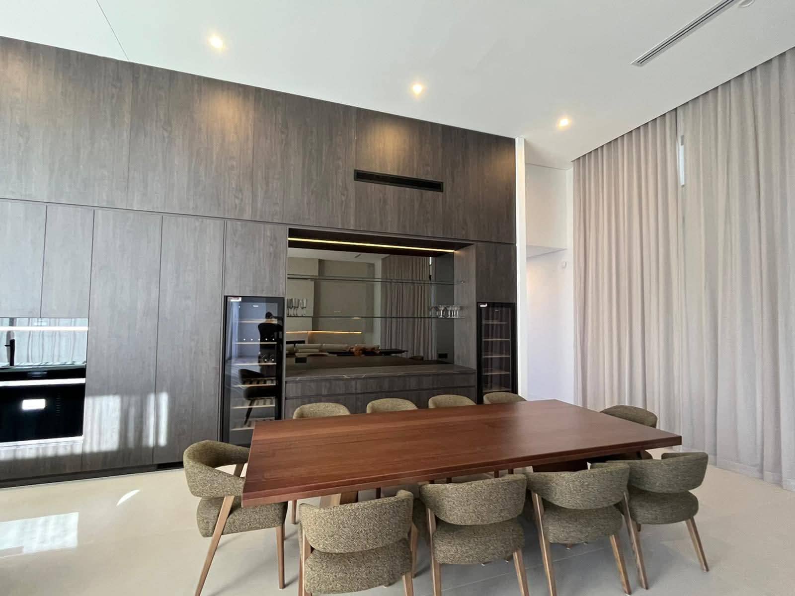 Custom Glass Co - About 3