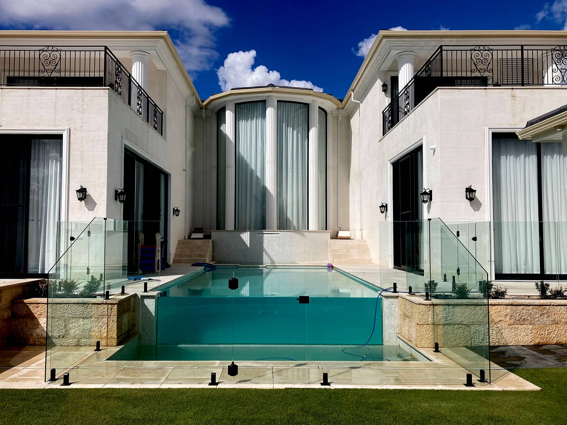 CustomGlassCo-PoolFence-Leppington