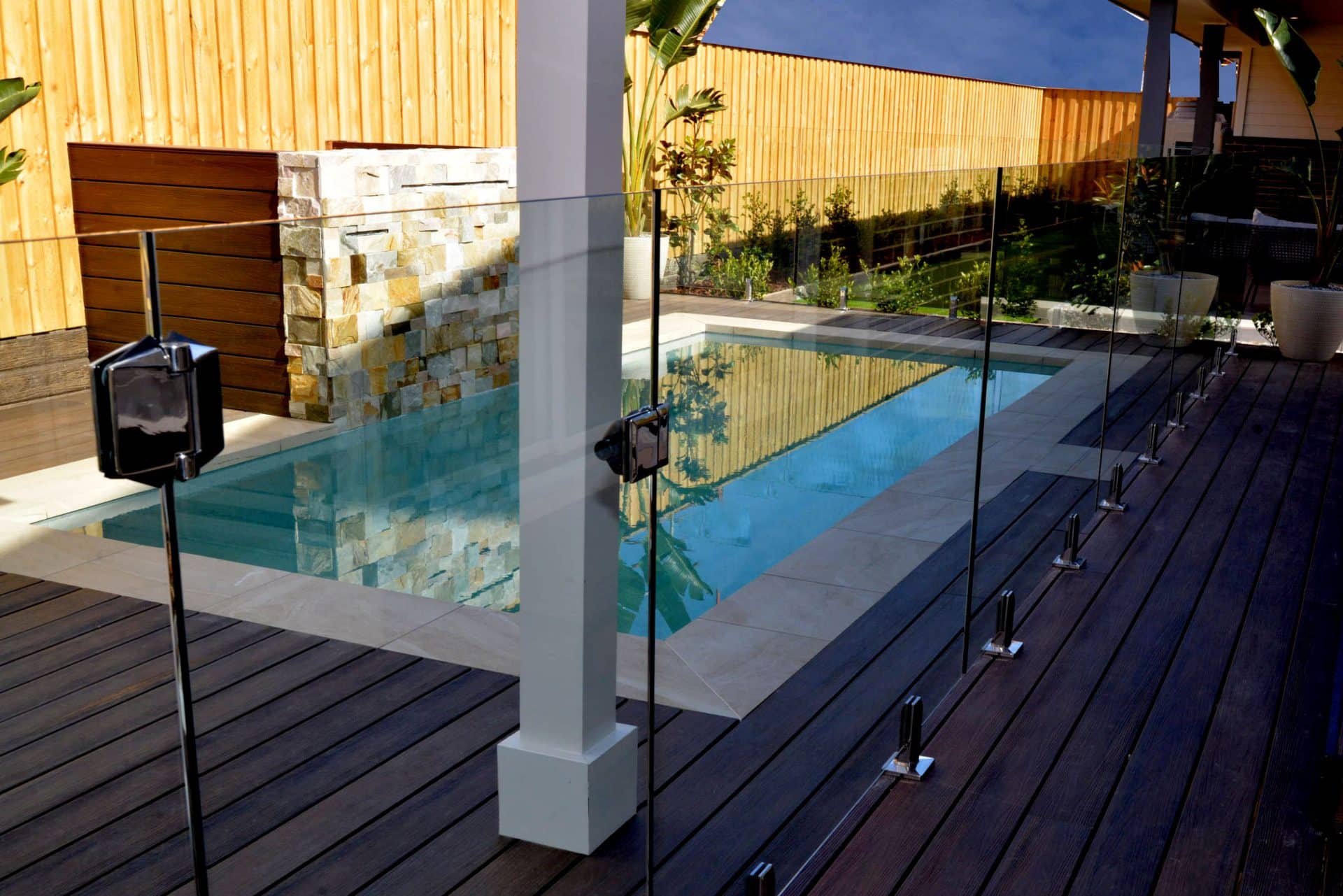 CustomGlassCo-Poolfence-Sydney